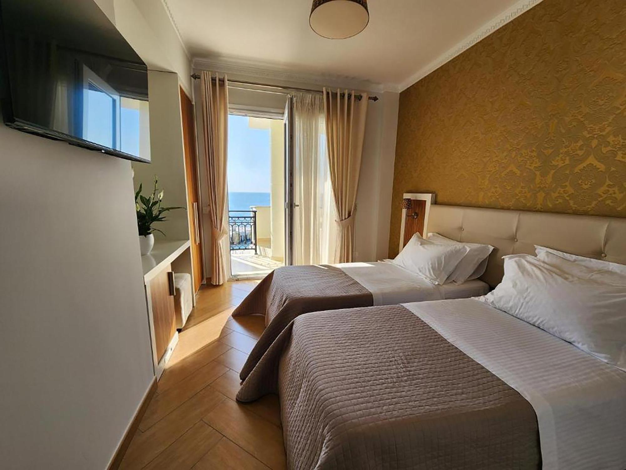 Hotel Gold Vlorë Exterior foto