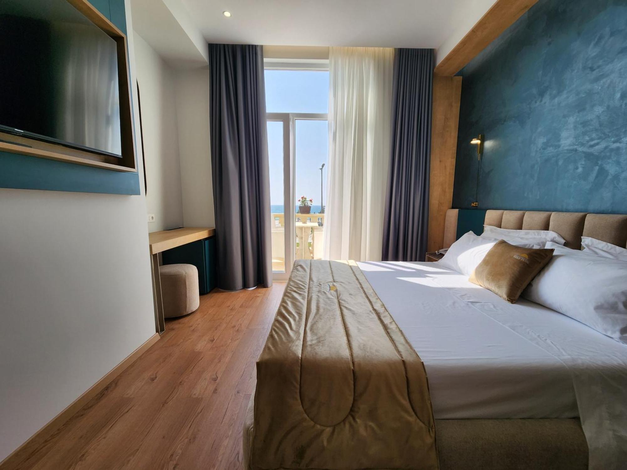 Hotel Gold Vlorë Exterior foto